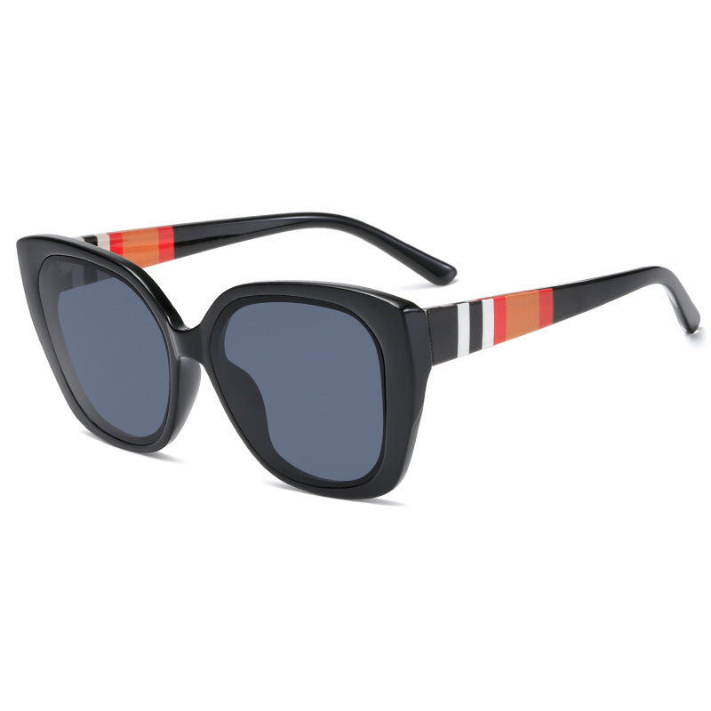 Women's fashionable glasses in striking retro style Stornfield