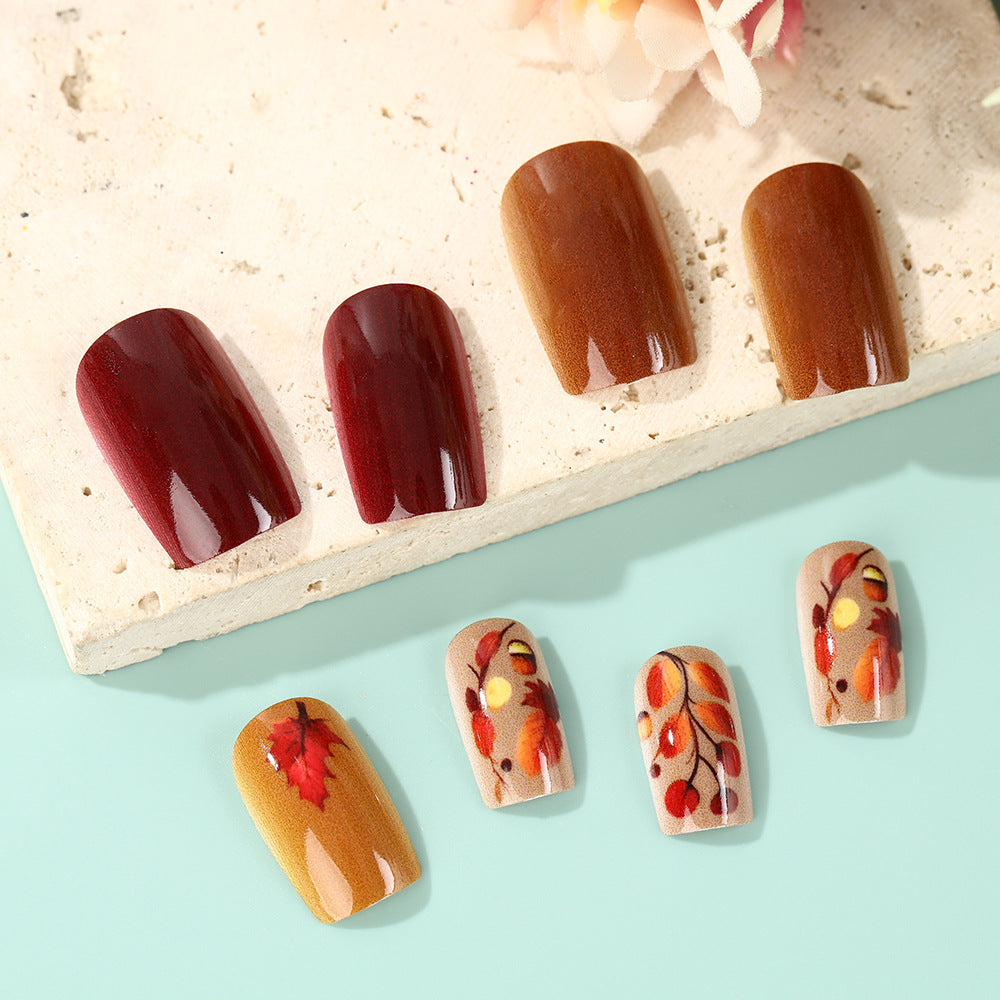 Artificial Nail Set with Natural Autumn Design Stornfield