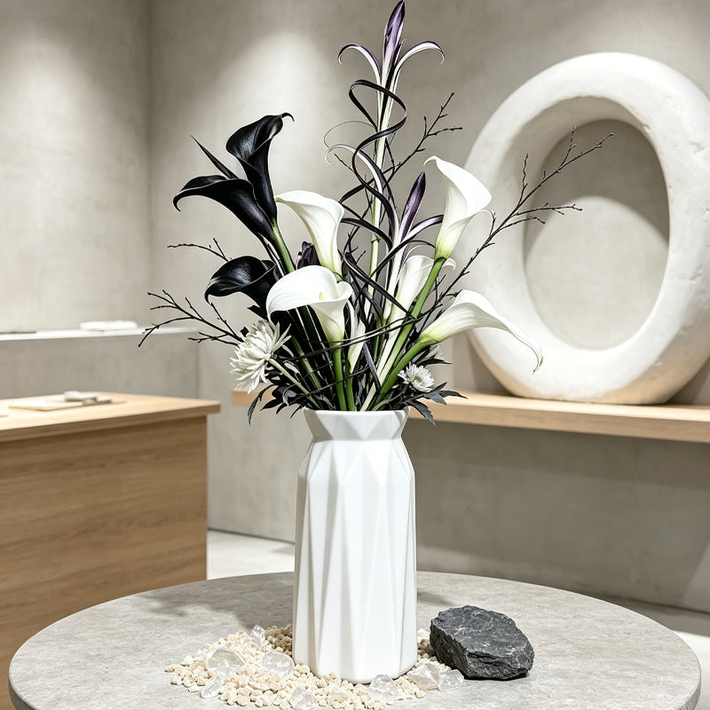 Elegant Geometric Vase Stornfeild