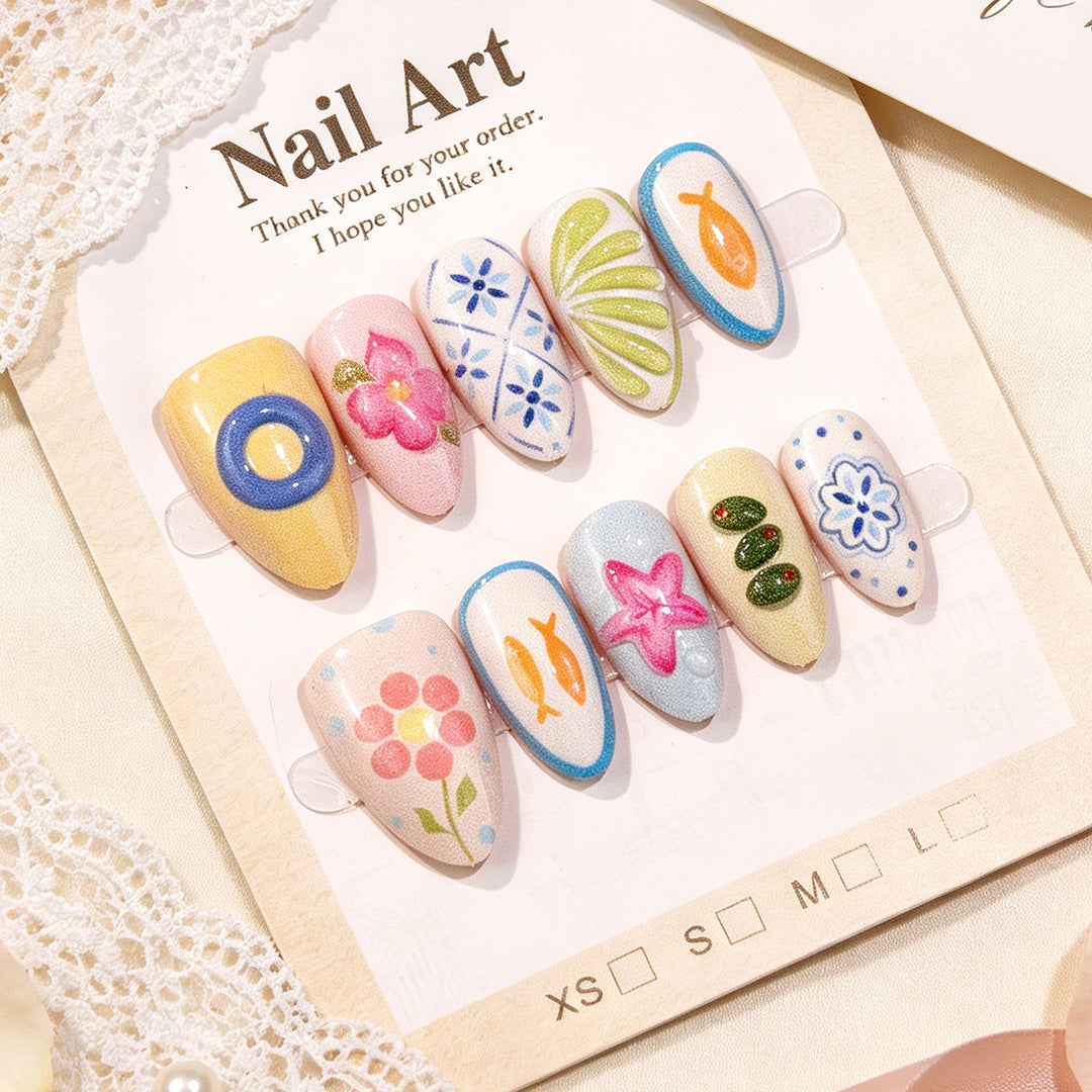 Thematic Undersea-Inspired Press-On Nails