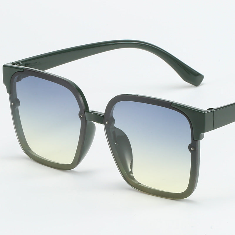 Women modern square sunglasses with UV protection and sturdy frame Stornfield