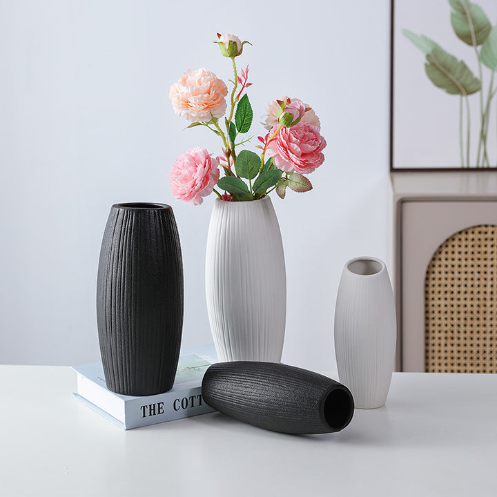 Artistic Ceramic Vase Decoration