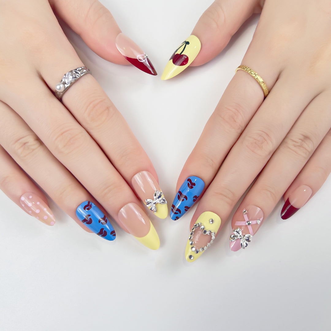 Artificial nails with floral 3D applications Stornfield