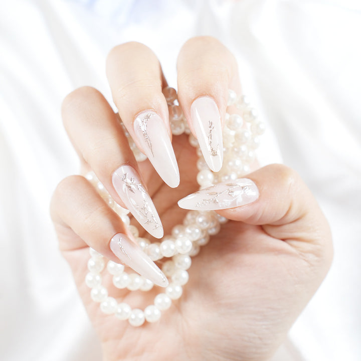 Elegant Floral Pointed Press-On Nail Set Stornfield