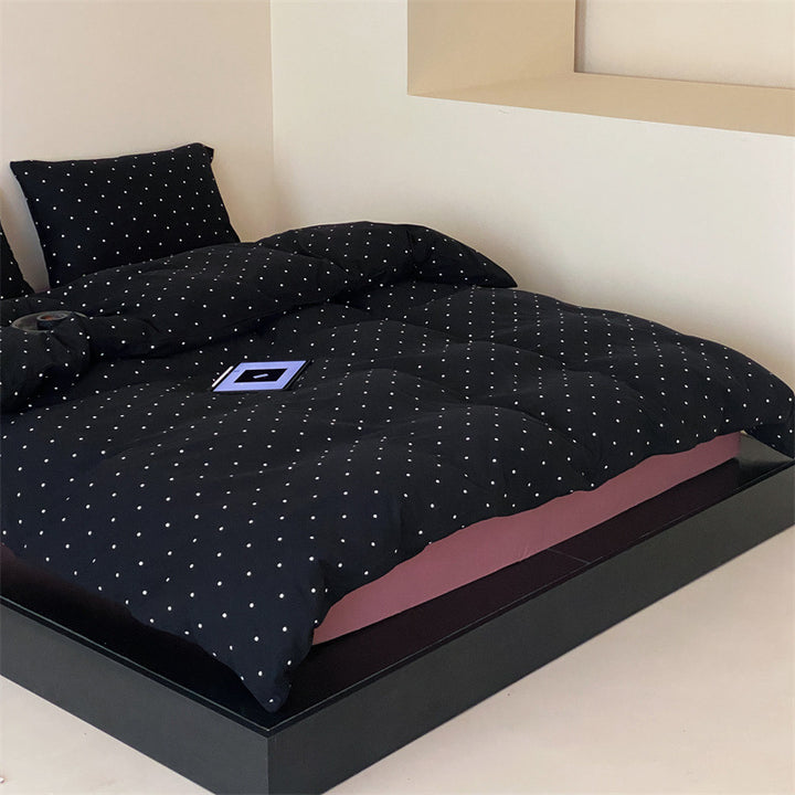 Fluffy cotton bedding set with nostalgic rocking horse pattern