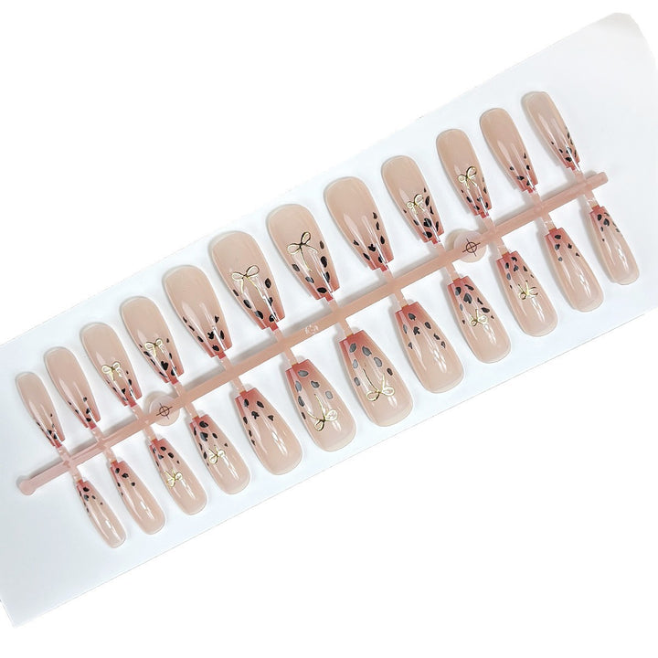 Press-On Nail Art Stornfield
