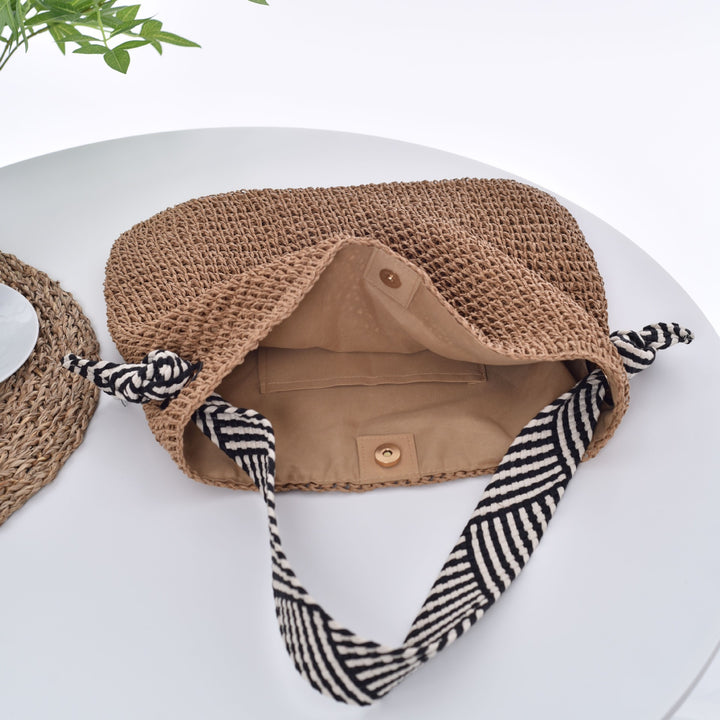 Handmade bucket bag with modern stripe pattern Stornfield
