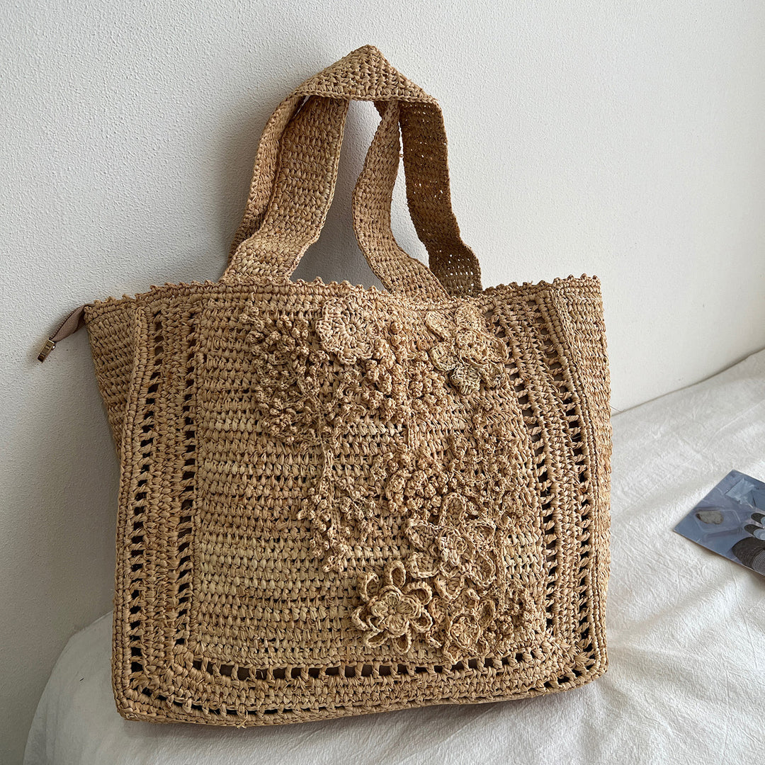 Handmade straw bag with floral details Stornfield
