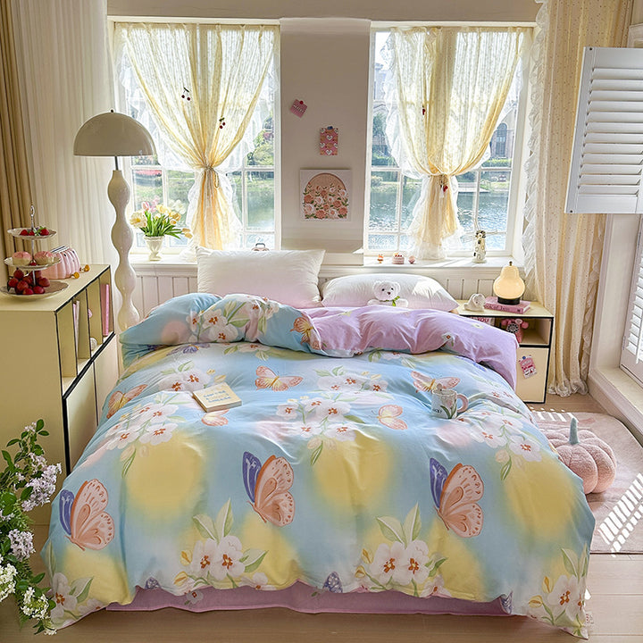 Elegant Floral Patterned Duvet Cover Set
