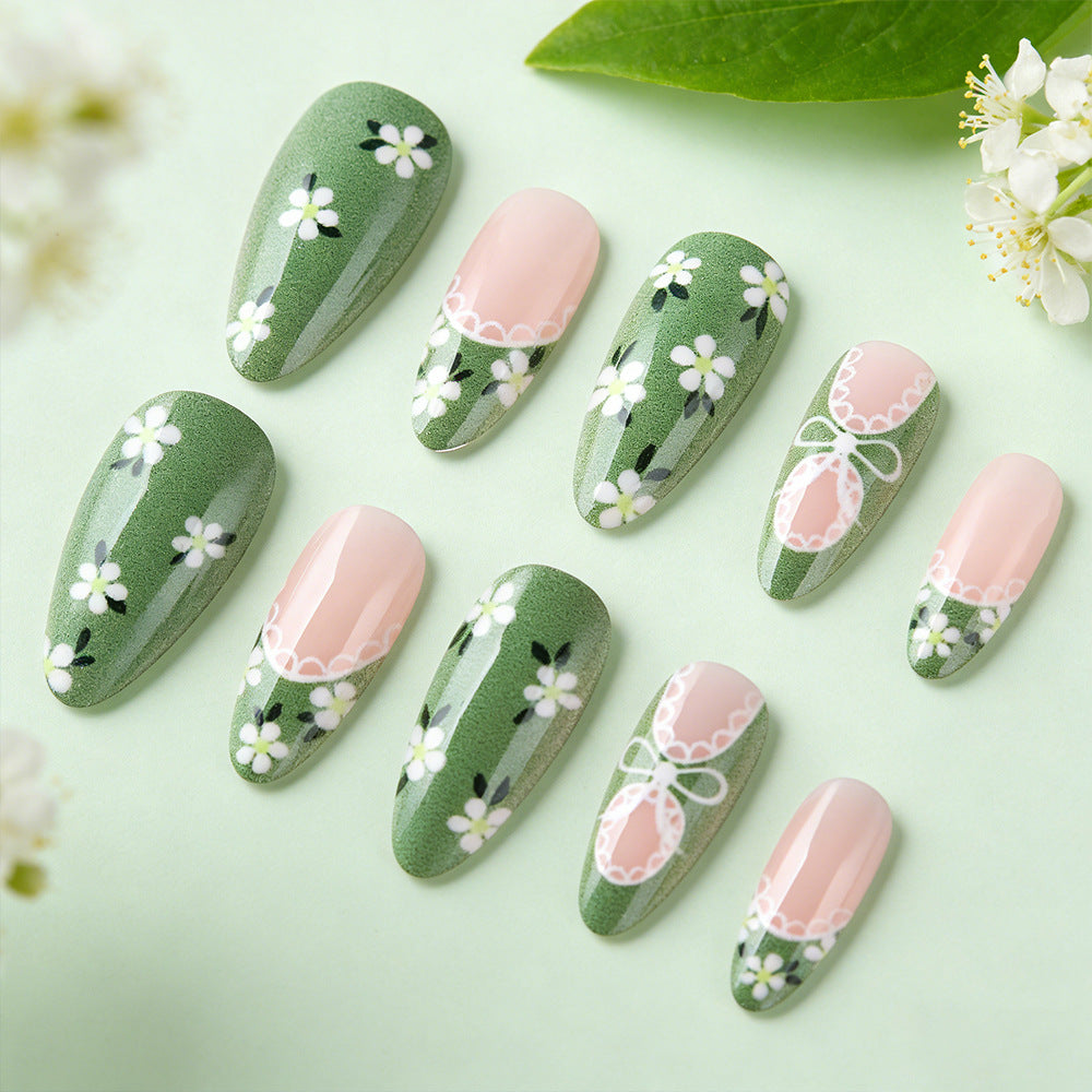 Floral Lace-Design Press-On Nails Stornfield