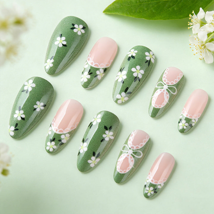 Floral Lace-Design Press-On Nails Stornfield