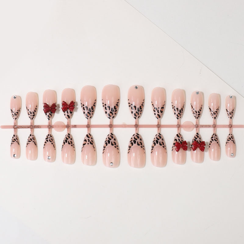 Elegant Design Press-On Nail Tips Stornfield