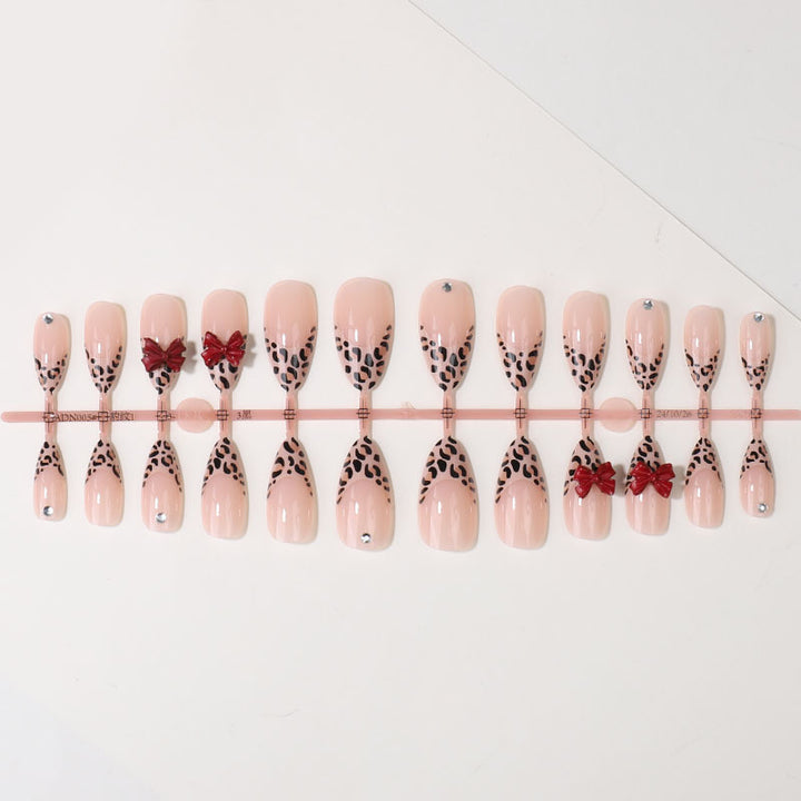 Elegant Design Press-On Nail Tips Stornfield