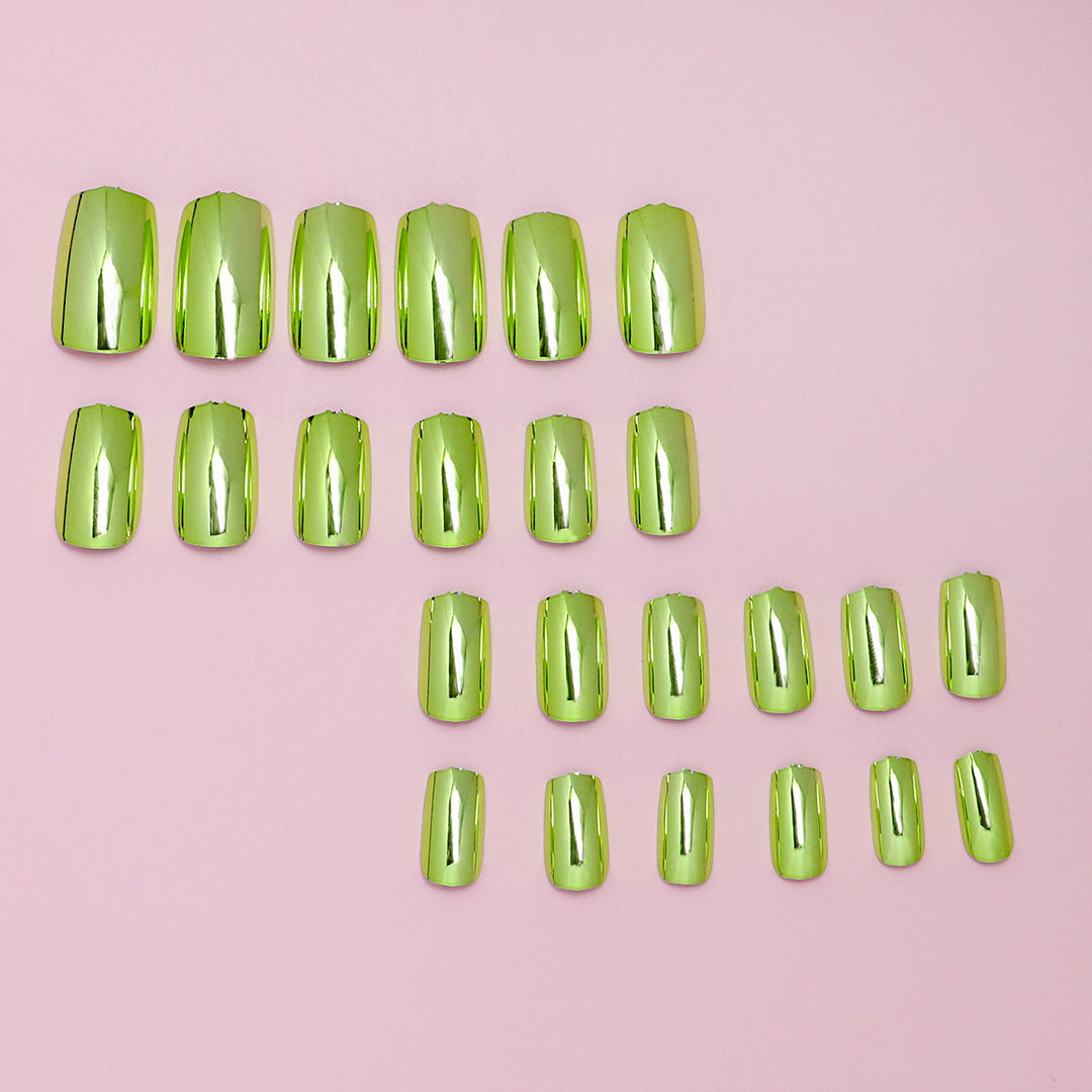 DIY Glossy Press-On Nails Stornfield