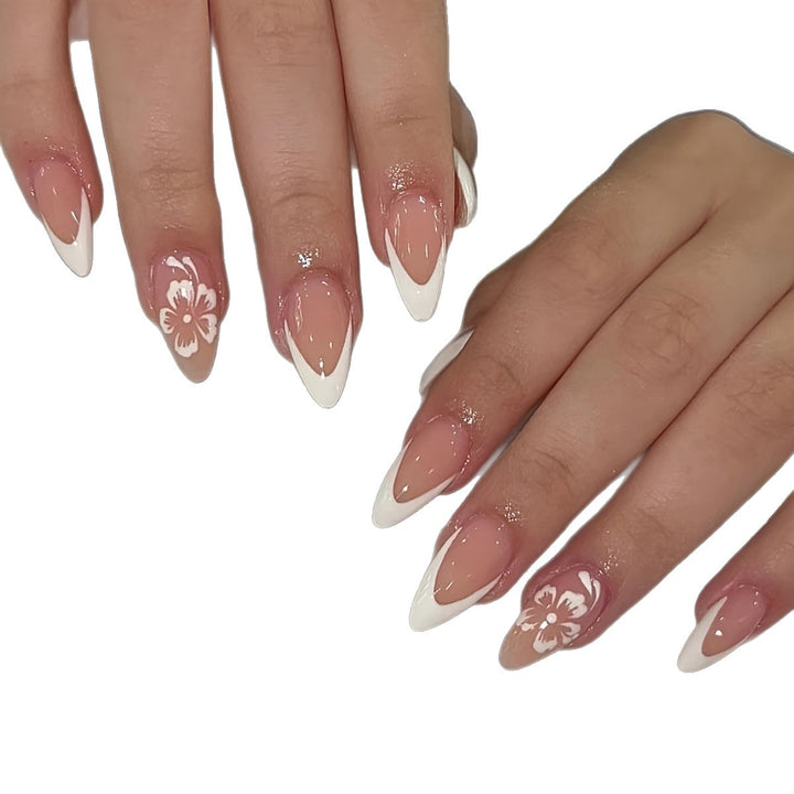 Tip Art Nails with Floral Design Stornfield
