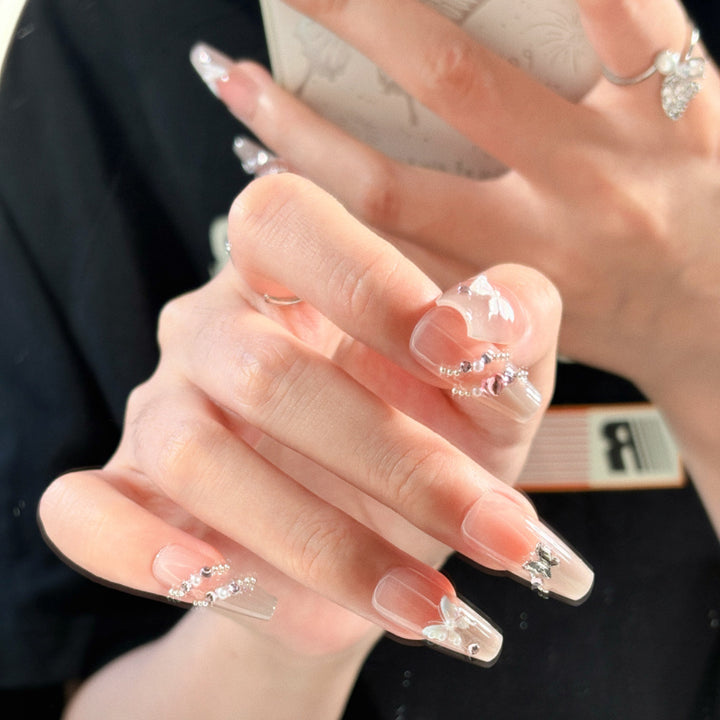 Artistic Character-Embellished Press-On Nails with Plaid and 3D Decals Stornfield