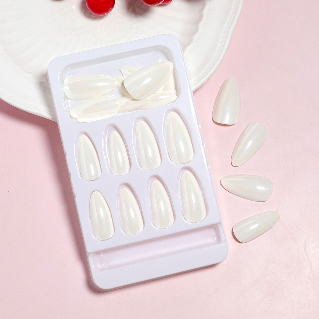 DIY Natural Press-On Nail Tips Stornfield