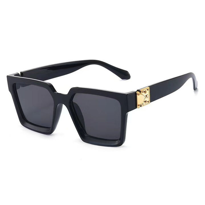Trendy Oversized Sunglasses Stornfield