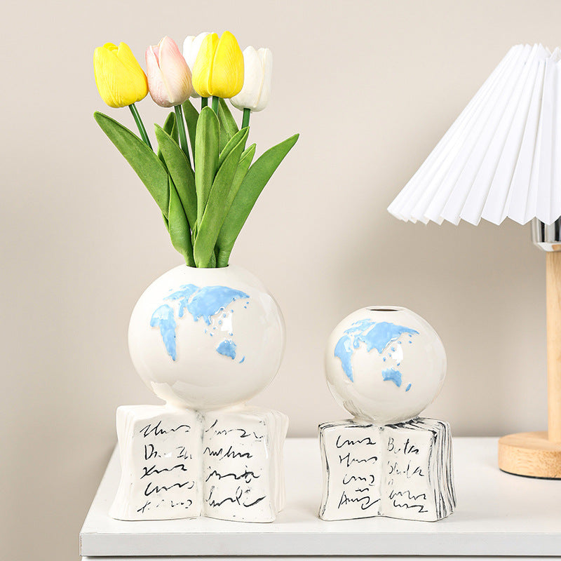 Elegant Ceramic Globe Bank Stornfield