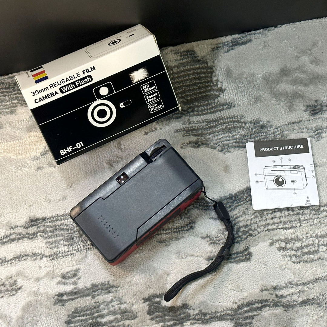 Vintage Style Instant Camera Stornfield