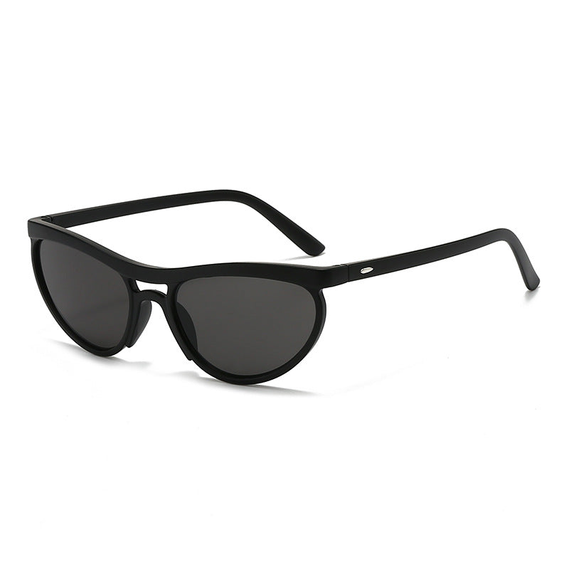 Women's fashionable sunglasses in contemporary design Stornfield