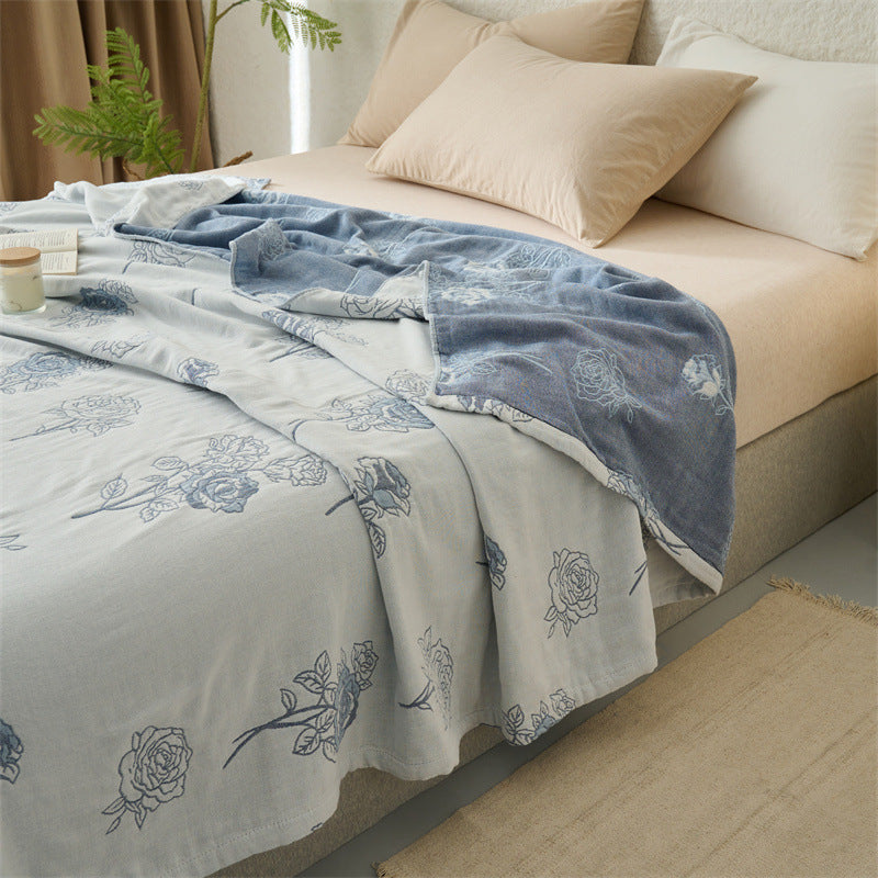 Light cotton throw blanket with floral rose print