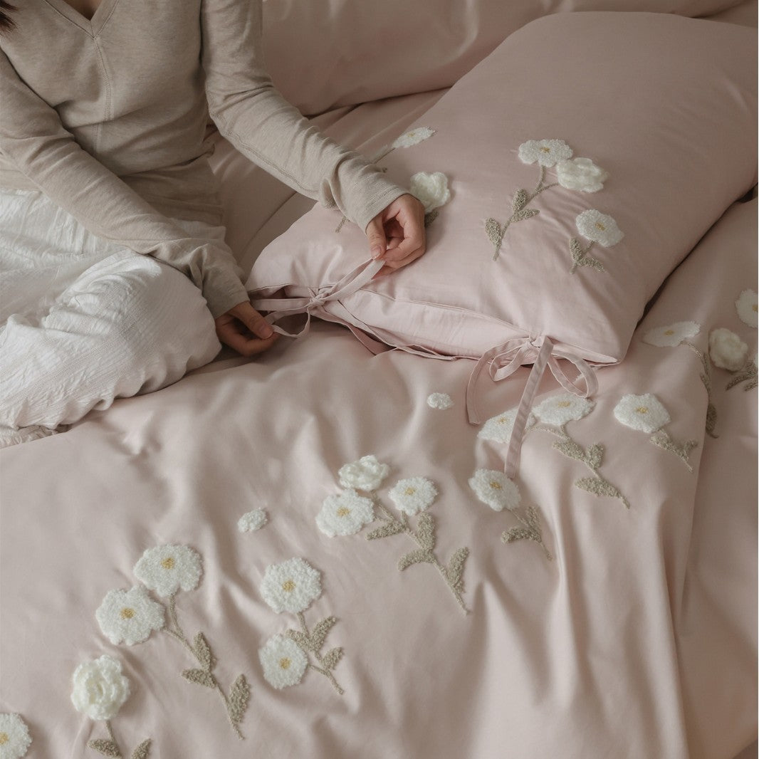 Embroidered Appliqué Cotton Sateen Duvet Cover Set with Decorative Pillow Shams