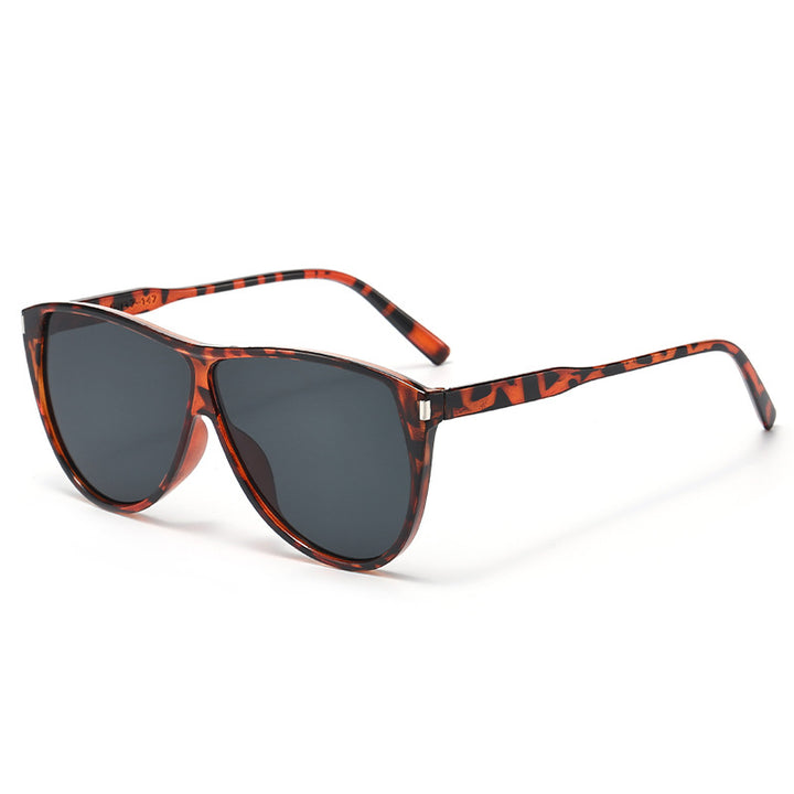 Ladies modern Cat-Eye sunglasses with protective UV filter and stylish frame Stornfield