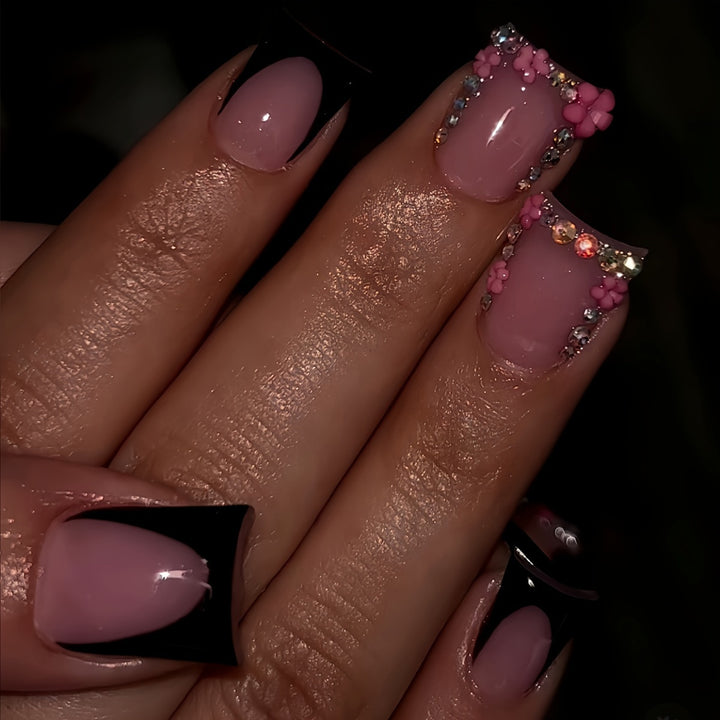 Luxury Floral Decorative Press-On Nails Stornfield
