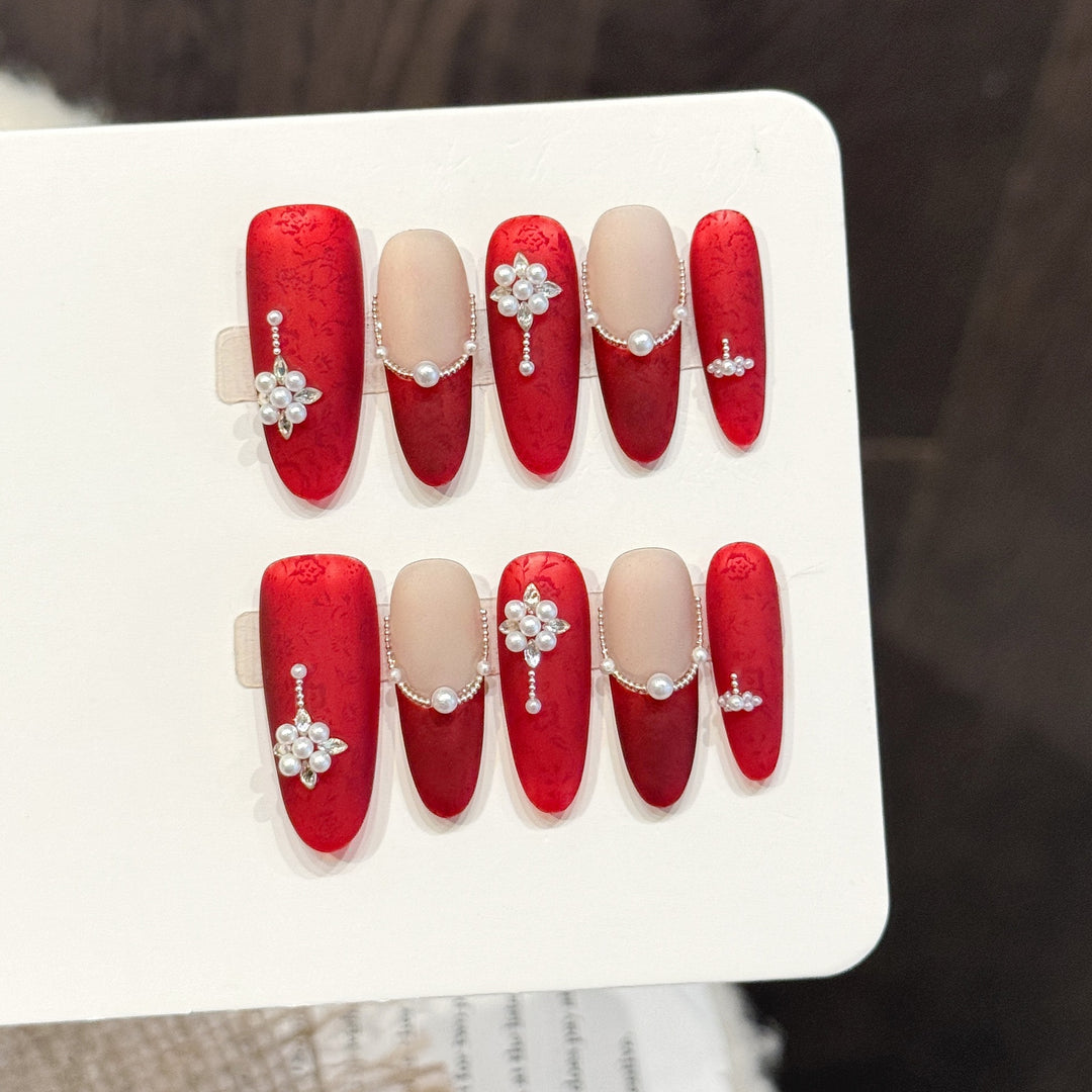 Luxurious Decorative Press-On Nail Set with Gem Accents