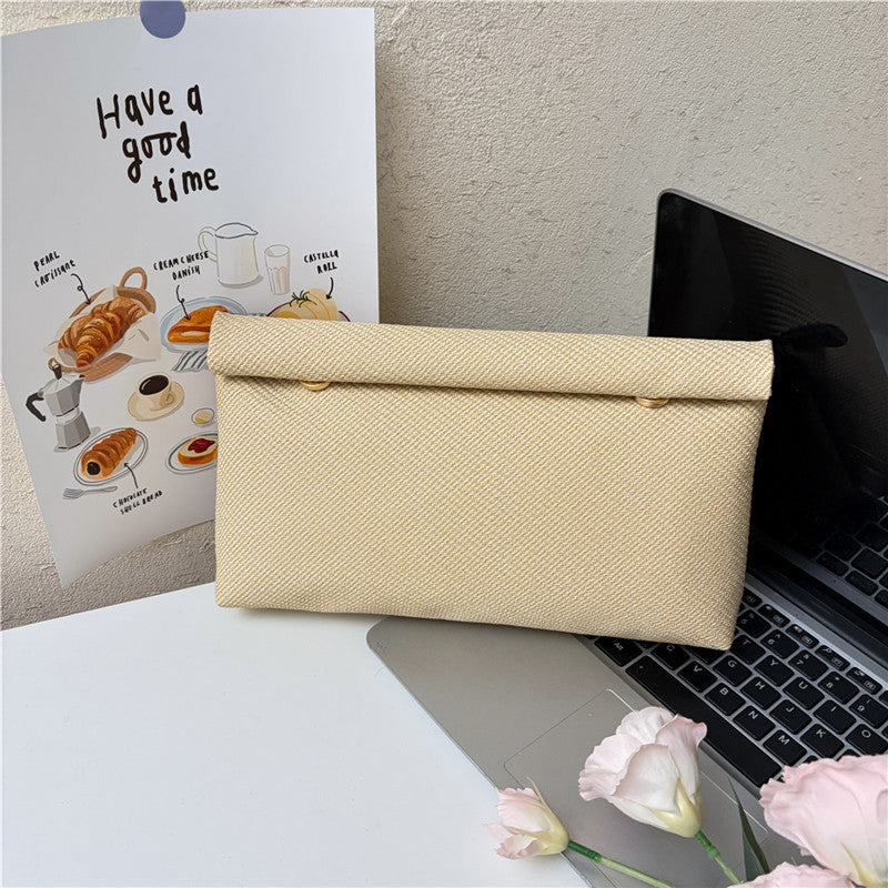 WoElegant Textured Clutch Stornfield