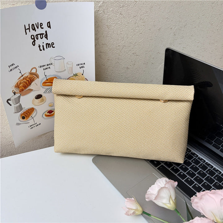 WoElegant Textured Clutch Stornfield