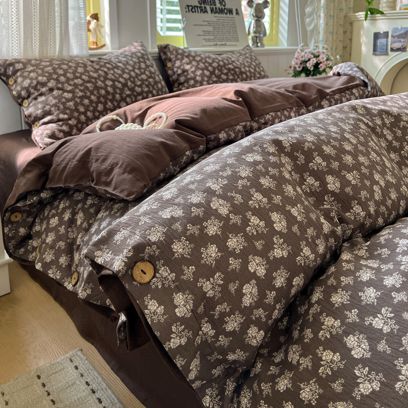 Floral Patterned Premium Bedspread