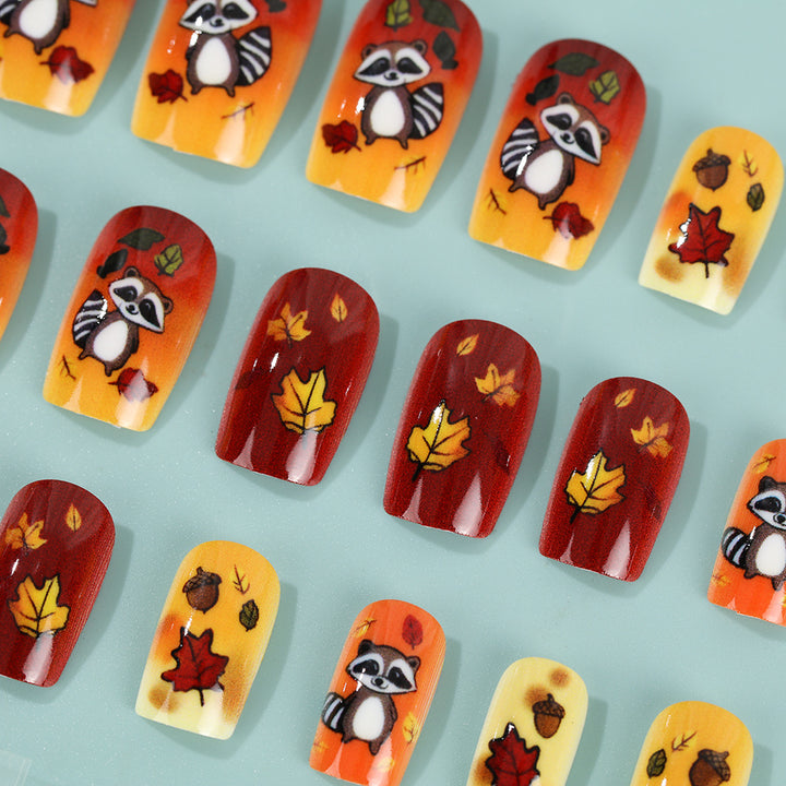 Artificial nails with autumnal animal and leaf patterns Stornfield