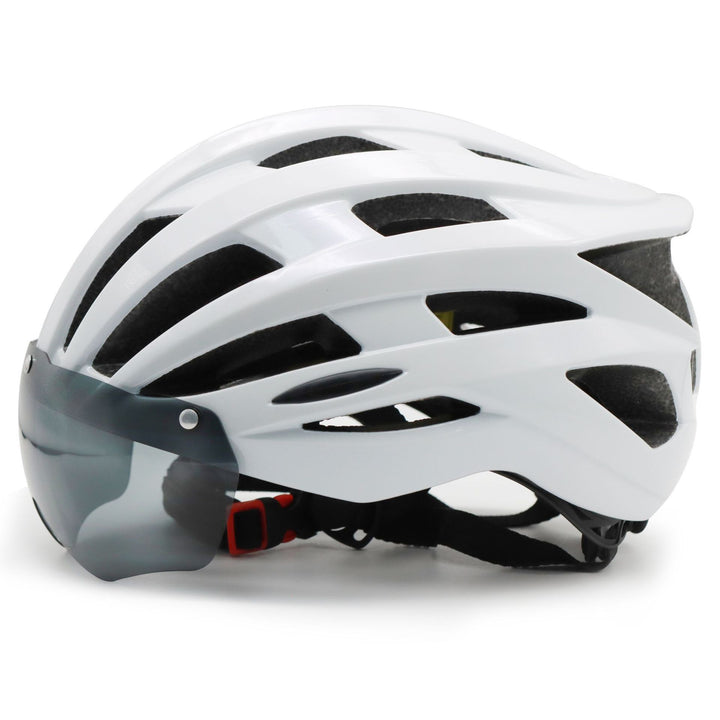 Road bike helmet with visor-friendly design and excellent ventilation Stornfield