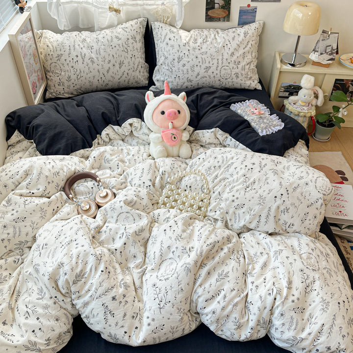 Floral Patterned Comforter Set