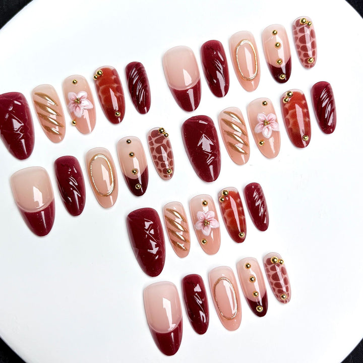 Glamorous Floral-Embellished Press-On Nail Set