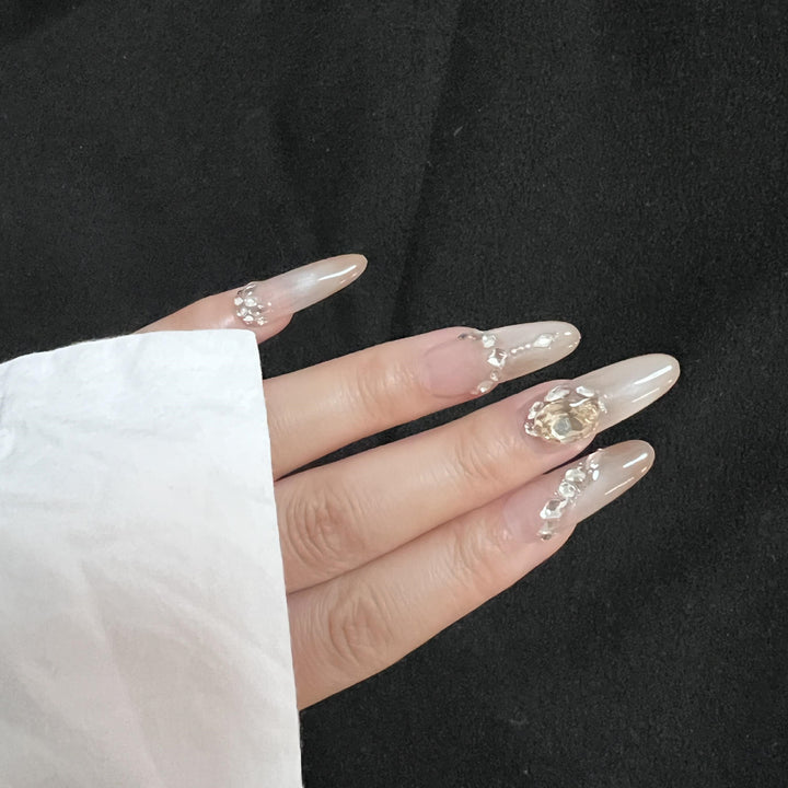 Glamorous Nail Design Kit Stornfield