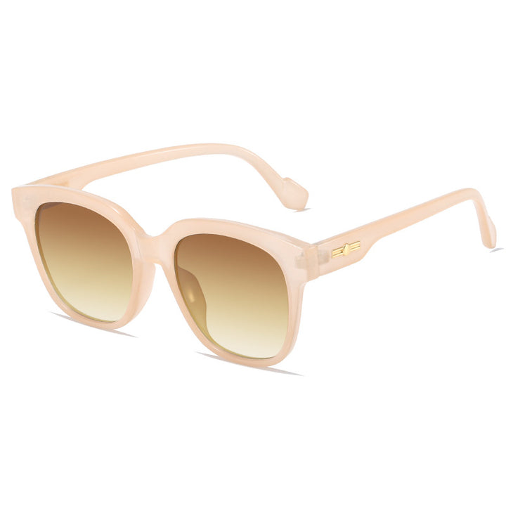 Women’s classic sunglasses with modern oversized frame Stornfield