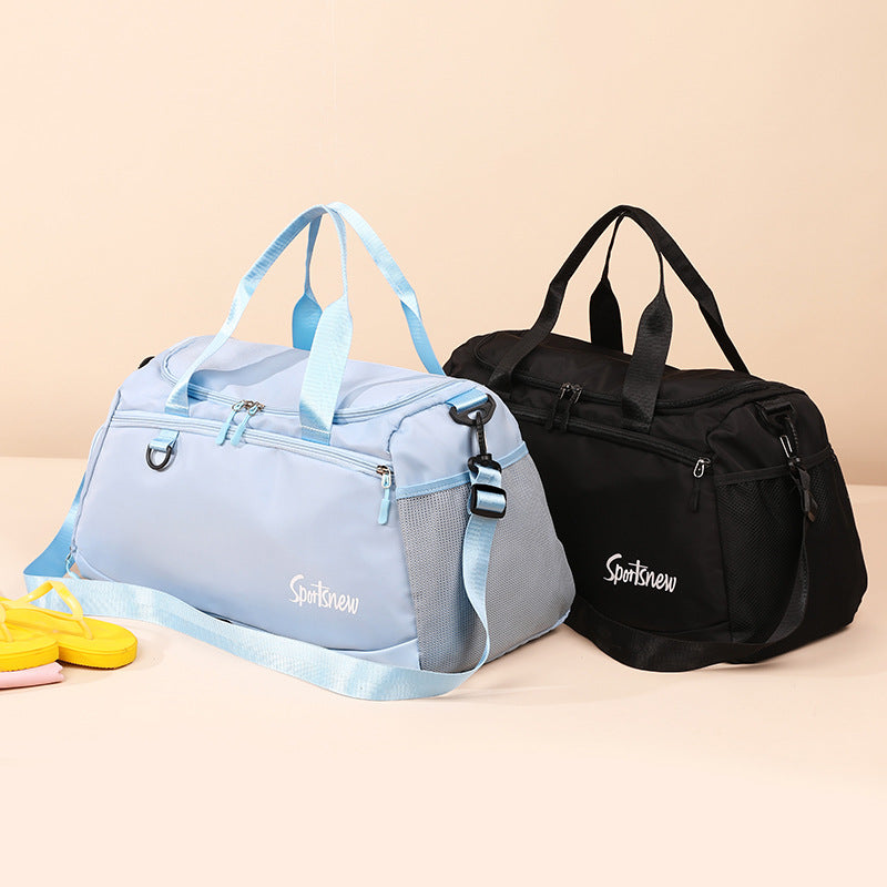 Sporty travel bag with multifunctional inner compartment Stornfield