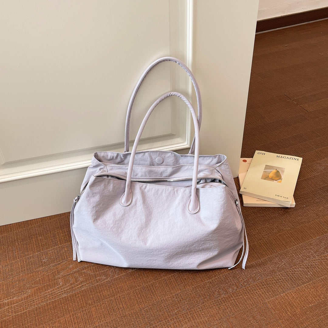 Elegant and Multifunctional Handbag Stornfield