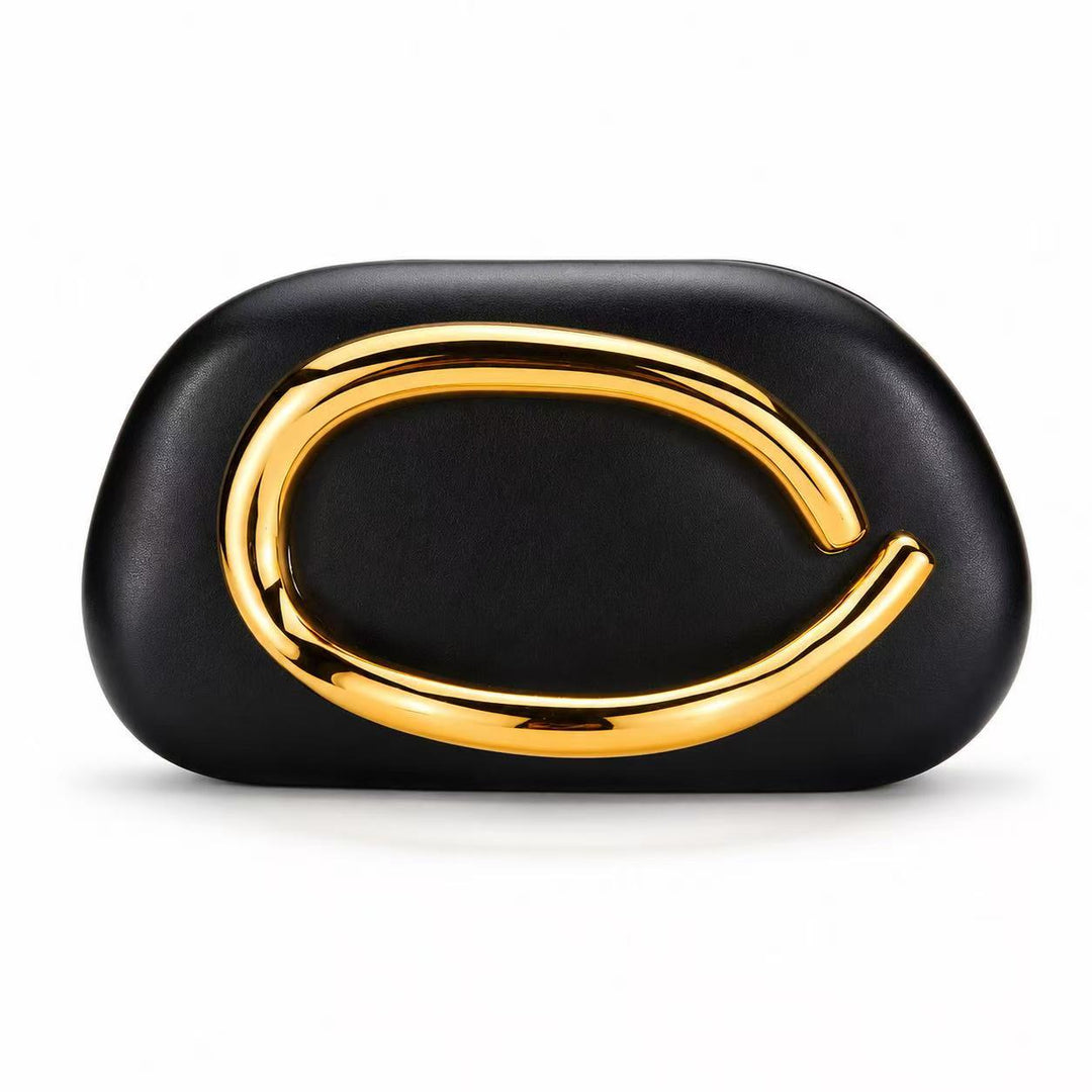 Elegant Shell-Shaped Handbag