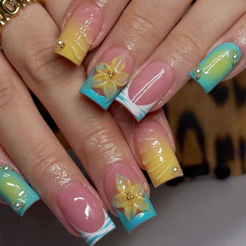 High-Quality Floral Design Press-On Nail Set Stornfield