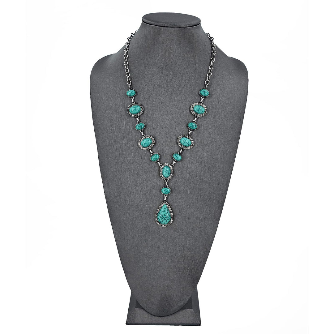 Vintage-Inspired Stone Pendant Necklace Stornfield