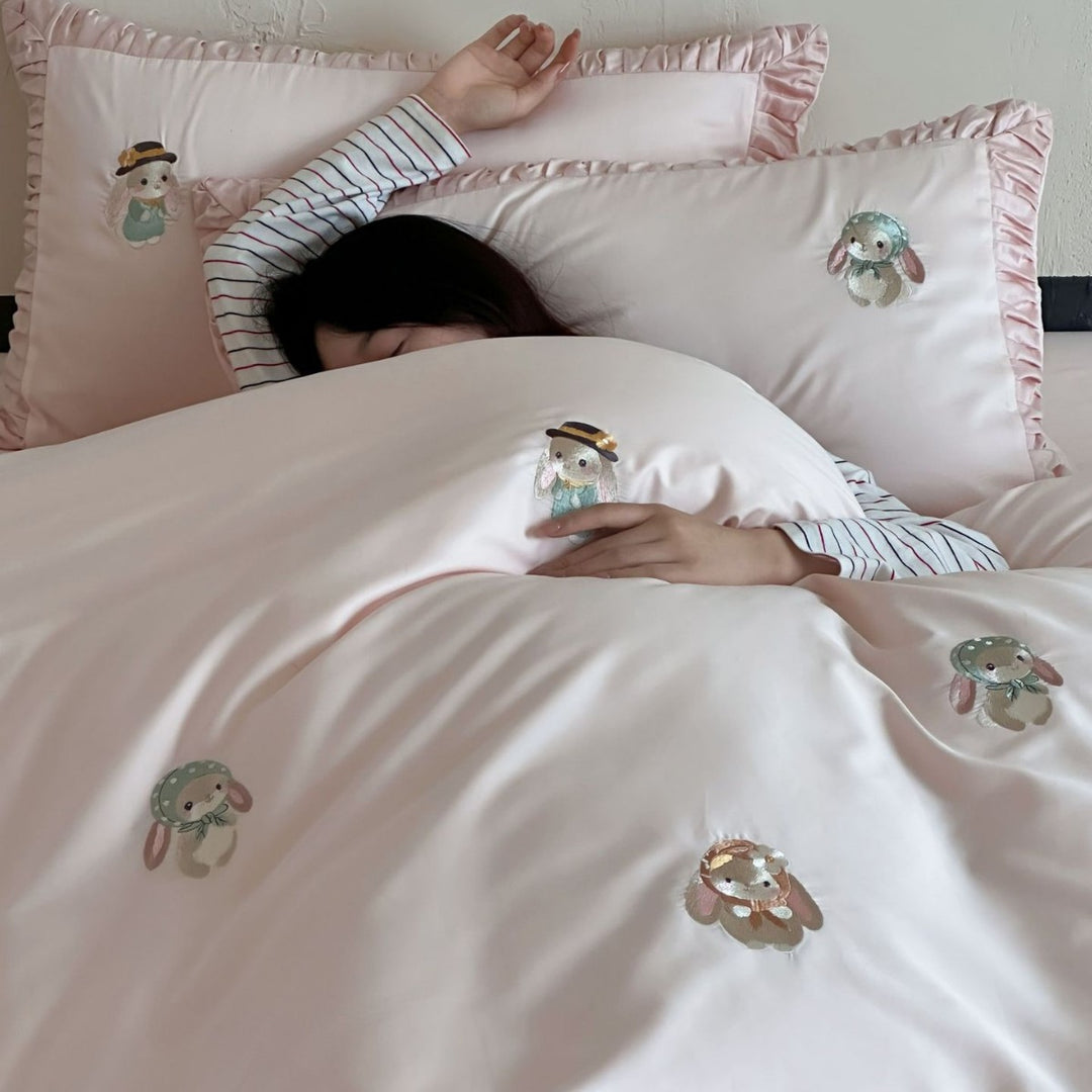Luxurious cotton satin bedding set with embroidered bunnies