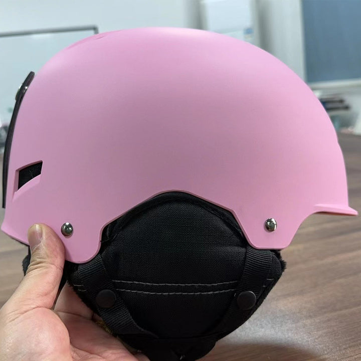 Winter helmet with comfortable inner padding Stornfield