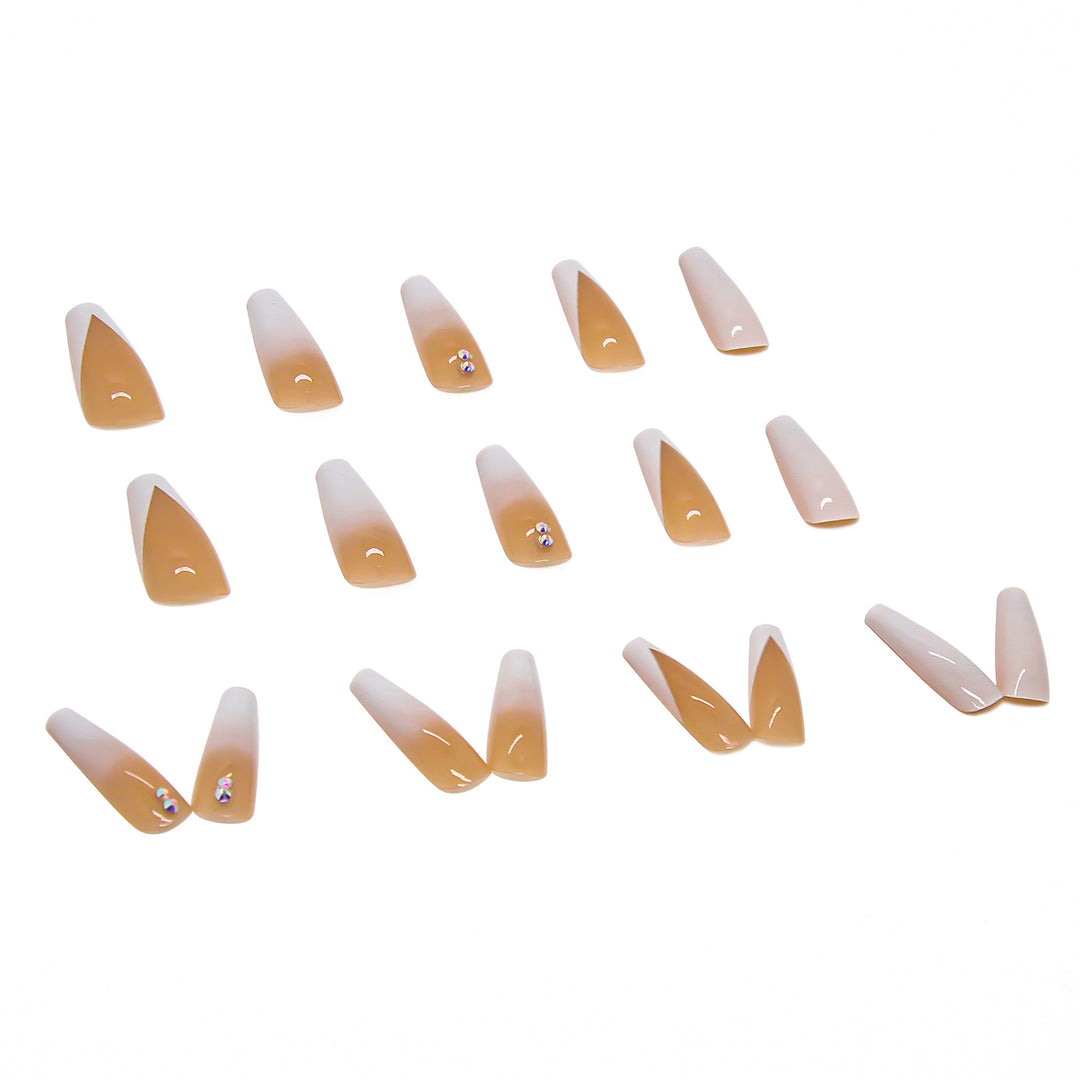 Elegant artificial nail tips with elegant contours Stornfield
