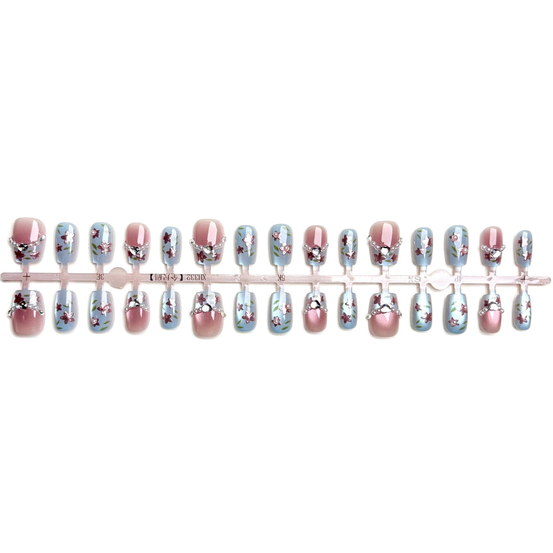 Premium Decorative Press-On Nail Set with Floral Elements