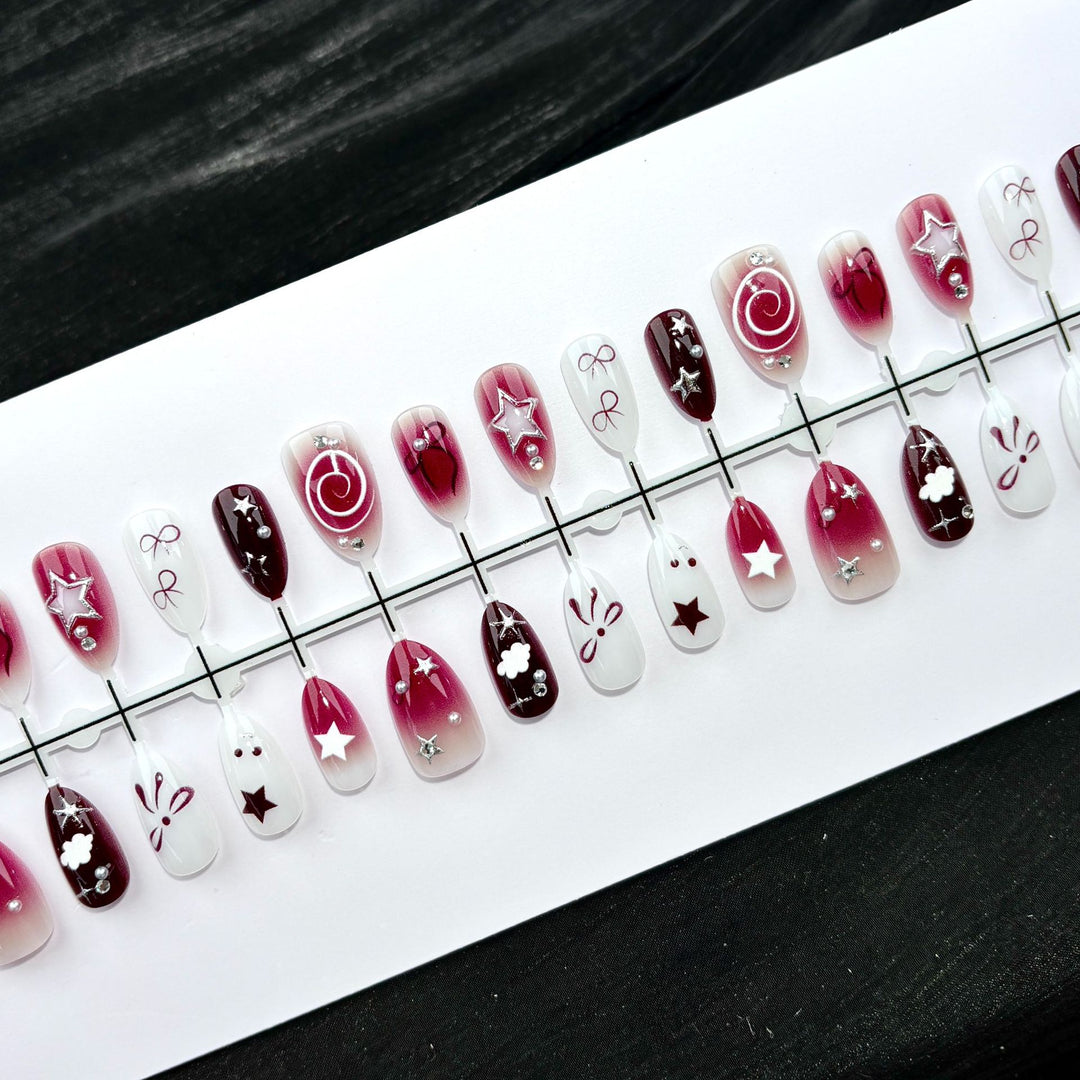 Elegant Polka Dot and Lace Press-On Nail Set