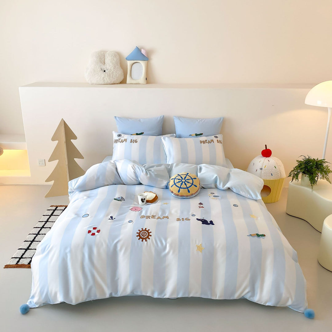 Construction-Themed Cotton Duvet Cover and Pillowcase Set with Truck Appliqué and Scalloped Hem
